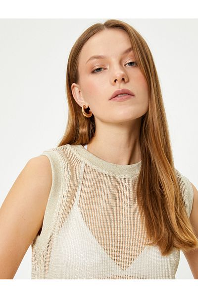 Koton Ärmellose Netzbluse mit Rundhalsausschnitt und Metallicgarn-Detail