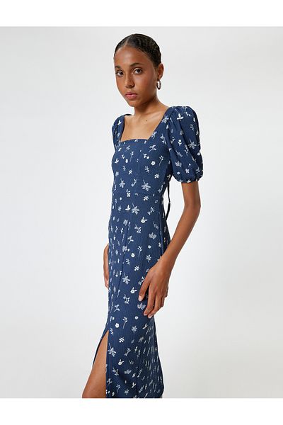 Koton Floral Midi Bodycon Φόρεμα με τετράγωνο γιακά και λεπτομέρεια από μπαλόνι