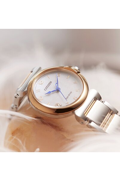 Citizen Em1136-87D Kadın Kol Saati
