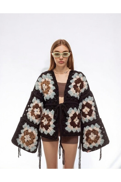 El örgüsü Motifli Tığ İşi Kadın Hırka, El Örgüsü Hırka, Hediye