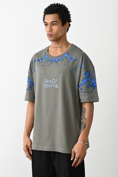 CreativeStyle Ανδρικό μπλουζάκι Oversize Smooth Operator με τυπωμένο ειδικό σχέδιο