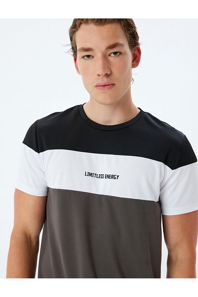 Koton Αθλητικό μπλουζάκι Color Blocked Slogan printed - Crew Neck, κοντό μανίκι