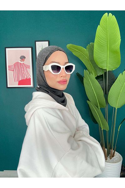 Oxygen Scarfs Plug and Go Knitwear Balaclava Head