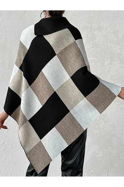 sportiness Women's Square Print Neckline Triangle Knitwear Poncho
