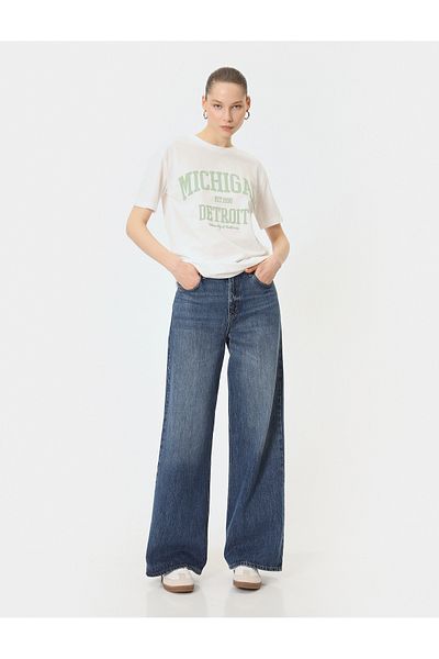 Koton T-shirt z nadrukiem i krótkim rękawem, okrągłym dekoltem. Wygodny krój