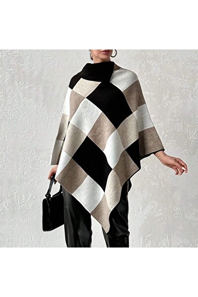 b buhari bykoc Women's Square Print Neckline Triangle Knitwear Poncho