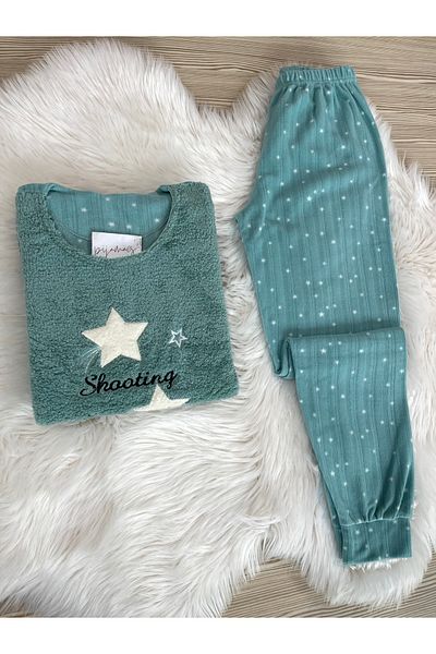 Pijamacs Set fleecového pyžama se vzorem Green Star s předním plyšovým detailem