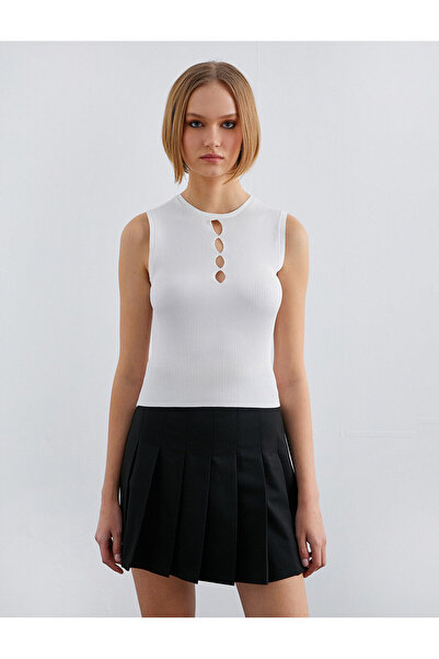 Koton Tanktop mit Fensterdetail