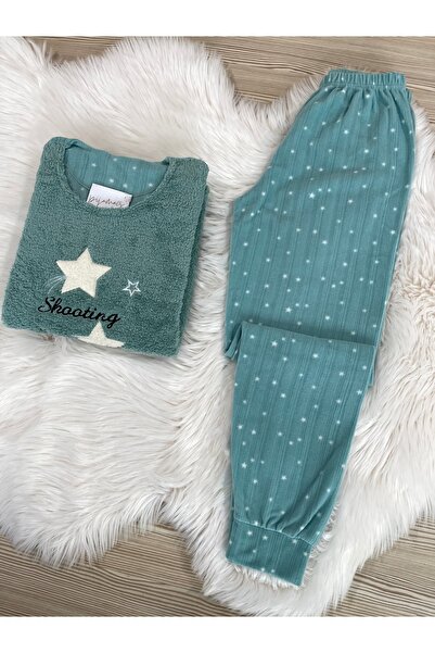 Pijamacs Zöld csillag mintás polár pizsama szett elülső plüss részletekkel