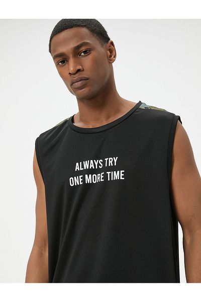 Koton Ärmelloses Sport-T-Shirt aus atmungsaktivem Stoff mit Aufdruck