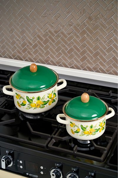 Miss Betty 20 cm Wide Enameled Citrus Pot