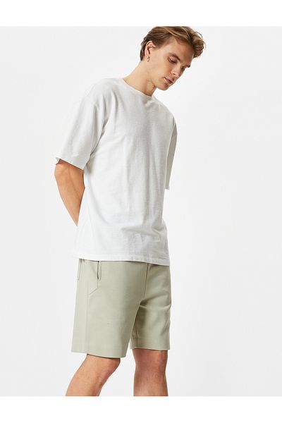Koton Bermudashorts mit Schnürung in der Taille und Taschendetail
