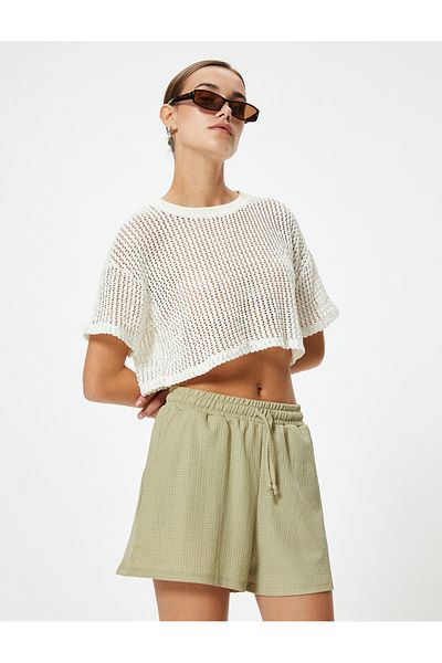 Koton Strukturierte Mini-Shorts – Spitzentasche an der Taille