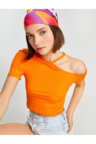 Koton One Shoulder Asymmetrical T-Shirt