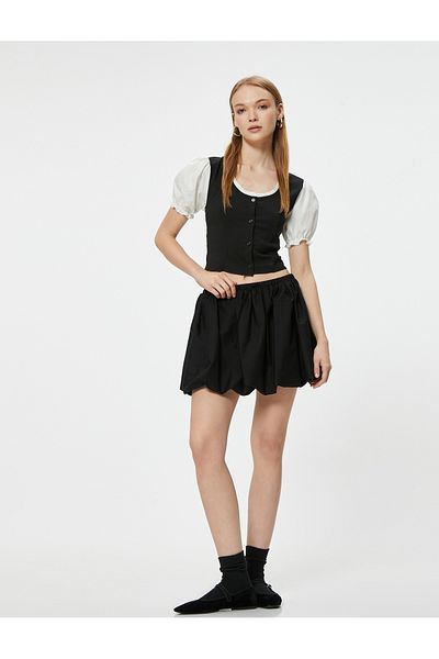 Koton Slim Fit Bluse mit Ballonärmeln und Farbblockdesign – zum Knöpfen