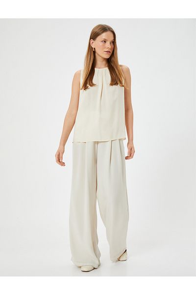 Koton Round Neck Sleeveless Pleated Viscose Blouse