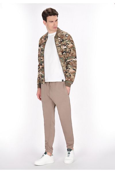 Mo Jacke