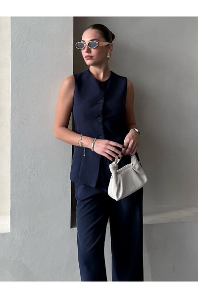 Laluvia Sötétkék Camille klasszikus gombos mellény nadrág - 8449