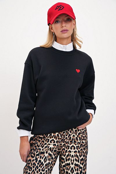 HAKKE SWEAT brodat cu inimă cu trei fire