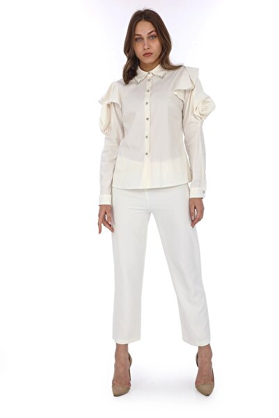 lodmela Ecru Blouse 4708 - Collar Bead and Sleeve Detail