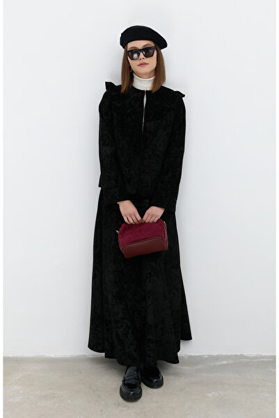 Fatma Atasoy Crach Kadife Fırfırlı Siyah Ceket