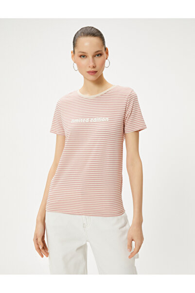 Koton Κοντομάνικο T-shirt με κεντημένη λαιμόκοψη