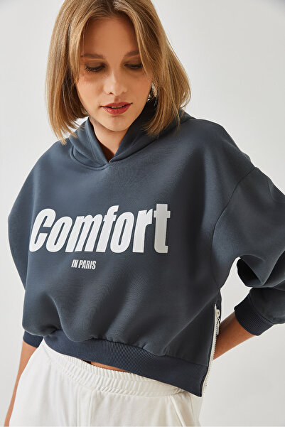 Bianco Lucci Women's Three Thread Raised Side Zip Crop Sweatshirt 60261016