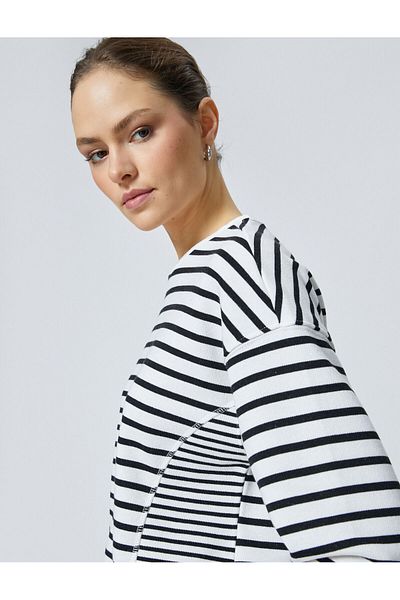 Koton Mikina Crew Neck se starožitným detailem pasu