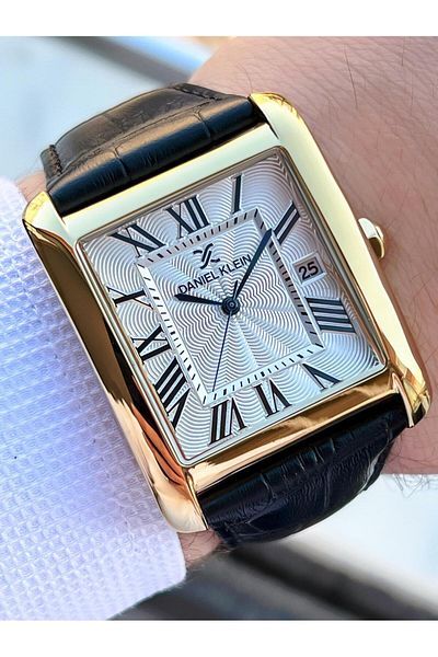 Daniel Klein 3 Atm Men's Watch with Leather Band - Calendar Dial, for Engagement and Groom Edk.13909.4