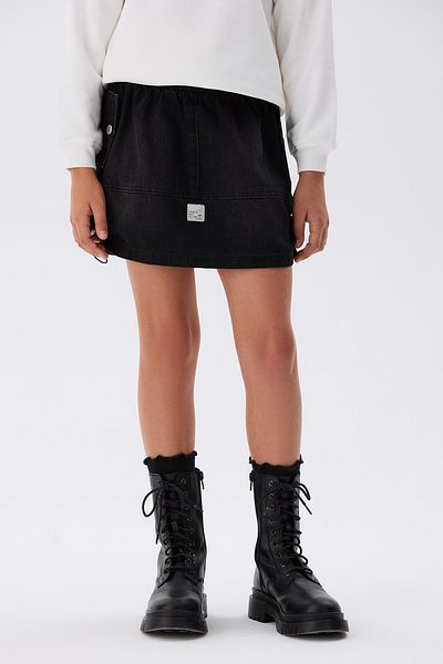 Tyess Bg Store Fusta Neagra Fata