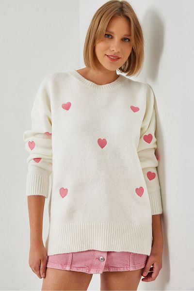 Bianco Lucci Women's Heart Embroidered Oversize Knitwear Sweater 60261028