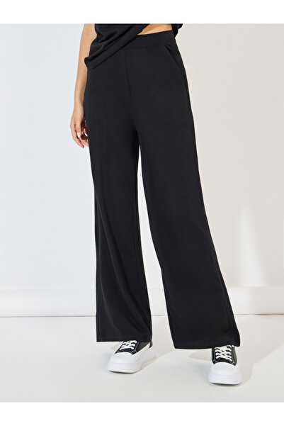 Styli Short Sleeve Crew Neck T-Shirt And Wide Leg Joggers Co-Ord Set