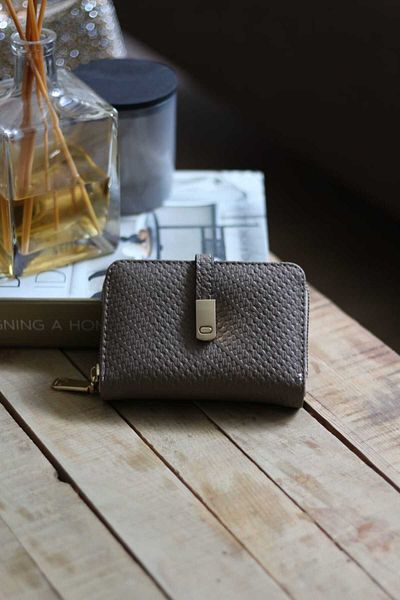 Moom Bag Women's Mink Textured Card Holder Detailed Small Size Wallet