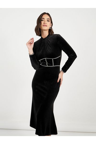 Styli Velvet Look Embellished Midi Dress