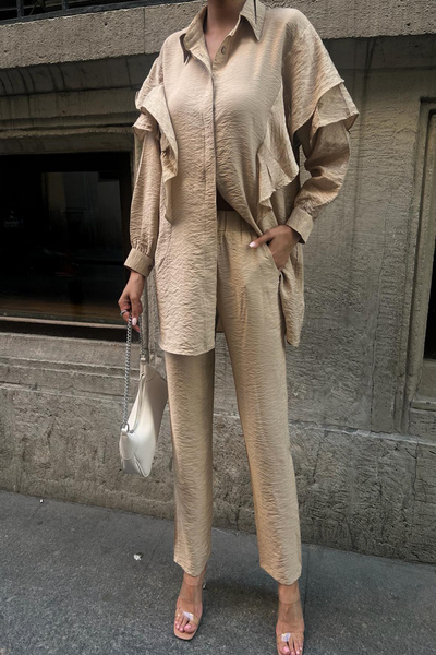 Cockatoo Γυναικείο πουκάμισο με βολάν στους ώμους με λεπτομέρεια και διπλό σετ με τσέπες Pantalon