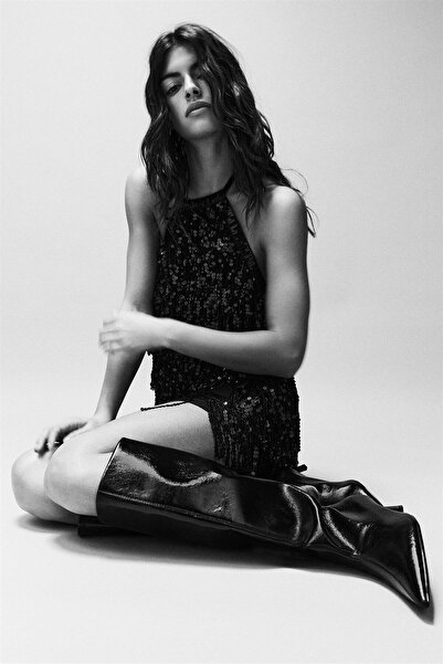 Pull & Bear Sivri burunlu ve topuklu çizme