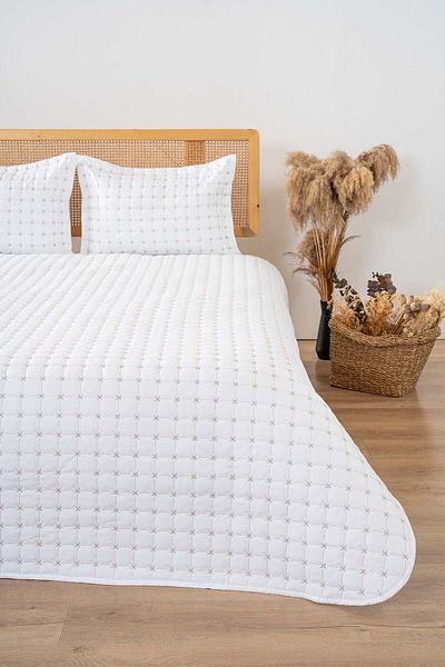 Rivaİstanbul Set cuvertură de pat matlasată cu broderie dublă Aleda Set de dormit 3 piese