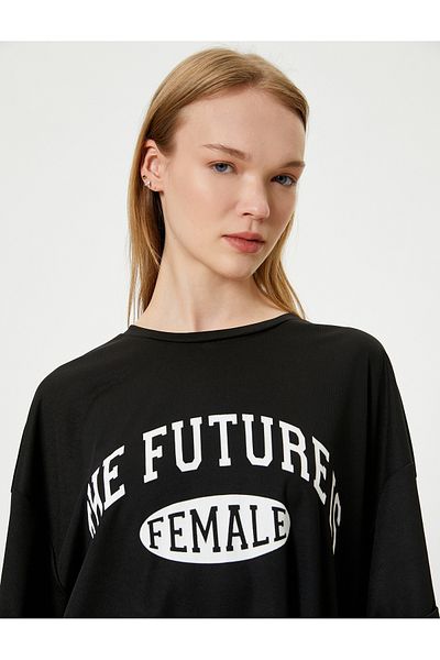 Koton Tricou oversize cu decolteu triplu - Imprimat cu slogan, mânecă scurtă