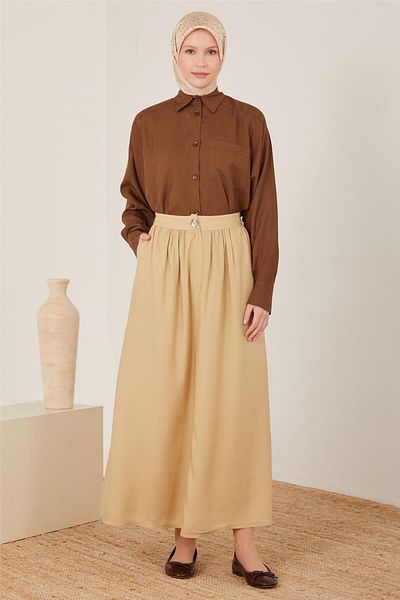 Armine Fusta bej din Gabardina - Decupaj si ciucuri, Model 23y1412