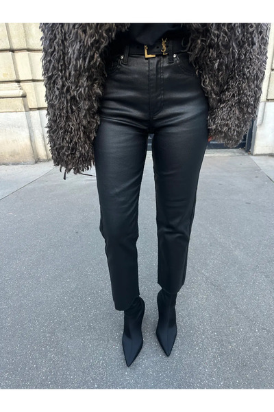 Genel Markalar Marka Model Siyah Mumlu Kesik Paça Jean