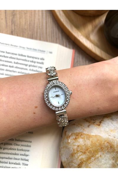 Coliseum Vintage Stone Retro Silver Women's Wristwatch
