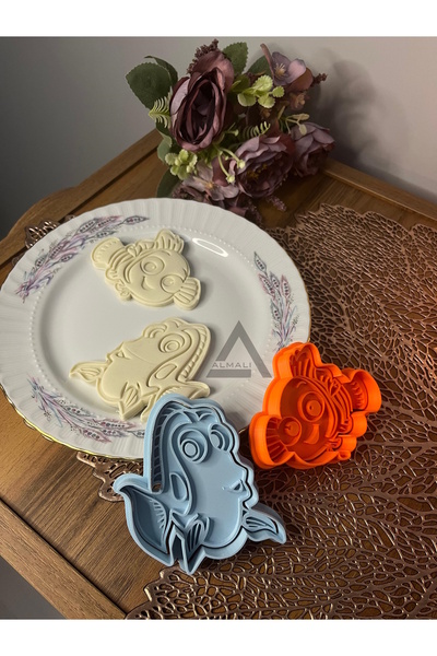 Almalı Kayıp Balık Nemo & Dory Kurabiye Kalıp Seti (2'Lİ)