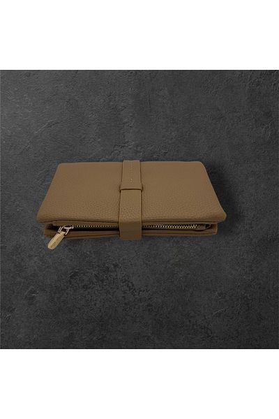 KRISTE BELL Wallet Model 26813 - Simple and Stylish Design