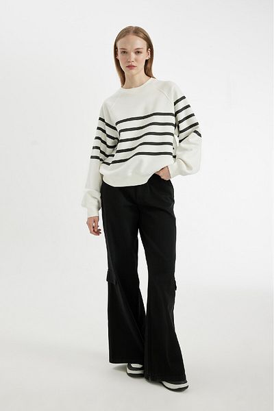 DeFacto Coool Oversize Wide Fit Crew Neck Striped Thick Sweatshirt 3113174