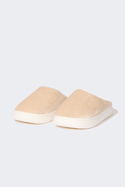 DeFacto Kadın Comfort Hafif Taban İçi Astarlı Ev Terliği E2912AX24AU