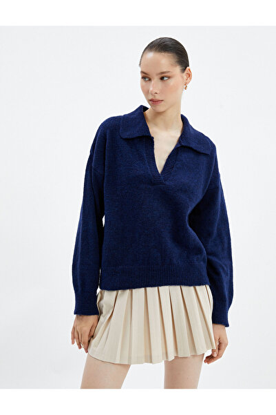 Koton Póló nyakú kötött pulóver kényelmes szabású, hosszú ujjú, puha textúrájú