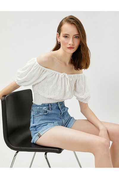 Koton Μπλούζα Crop Κεντημένη Gipelli Open Shoulder