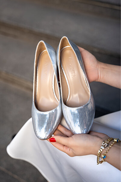 LAMİNTA Lissa Silver Geniş Topuklu Kadın Payet Görünümlü Slip-On Kadın Topuklu Ayakkabı