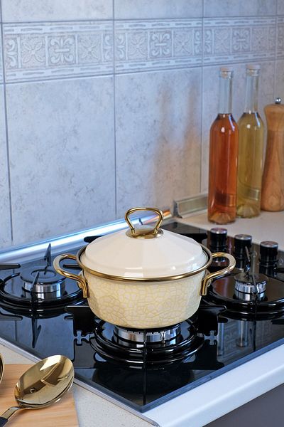 Glore Cream Textured 6 Piece Enamel Cookware Set 16cm - 18cm - 20cm