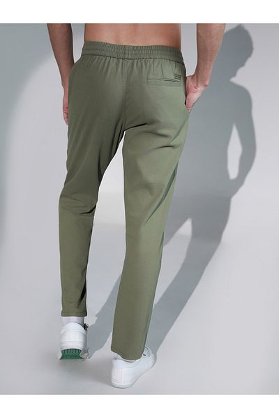 Hubberholme By Styli Mid Rise Pintuck Detail Pants with Pockets